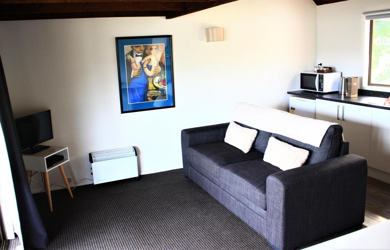 Duvauchelle Seaside Motel 외부 사진